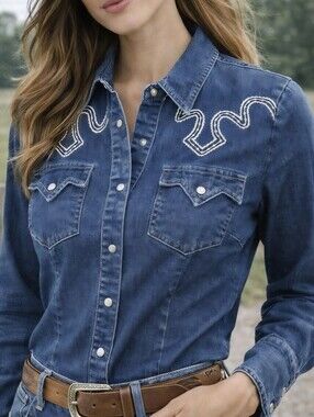 Roper Western Denim Shirt Embroidered Yoke Pearl Snap Medium Y2K Vintage Style